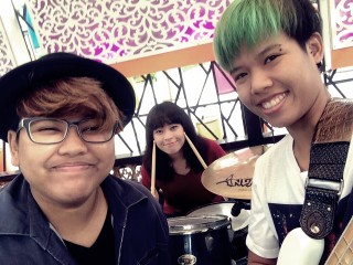 ฉิ่งฉับแบนด์ เพลงเพราะ เพลงโจ๊ะๆมันๆ after party ได้หมด Screen Shot