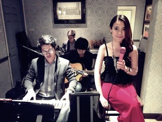 เลี้ยงงานวันเกิด vendome restaurant Screen Shot